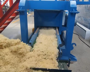 2690-6刨花機生產線